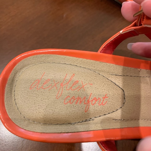 Orange sandals size 8 - Picture 5 of 7